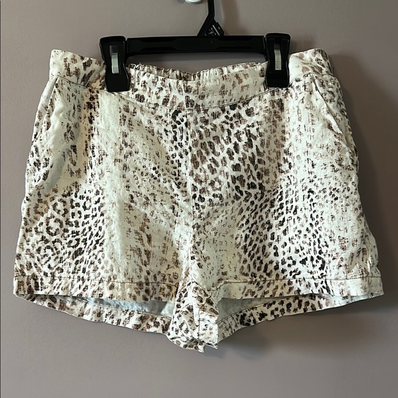 Rewash Leopard Print Linen Blend Women's Shorts - L - Picture 1 of 3